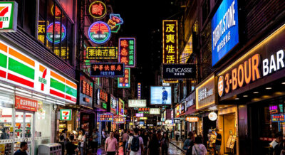 光る看板の種類と選び方